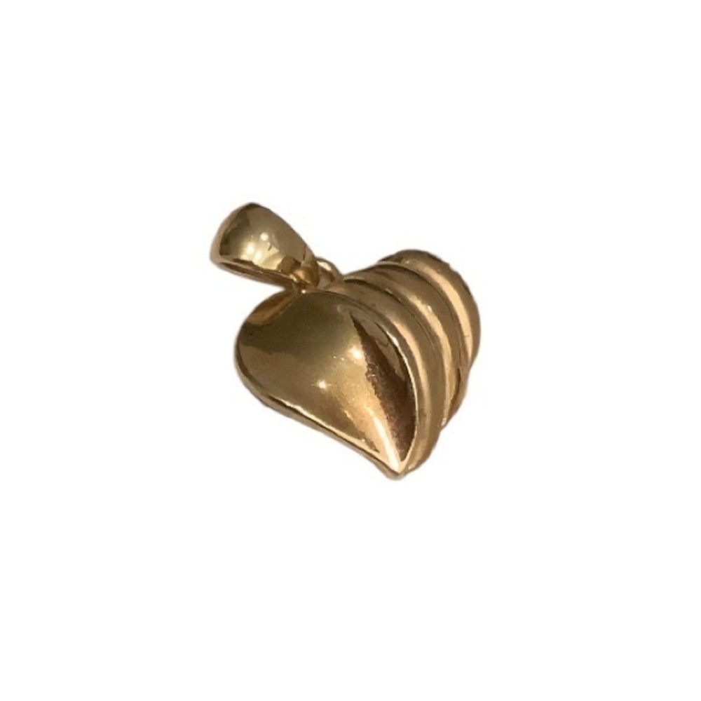 Gold tone heart shaped designer pendant